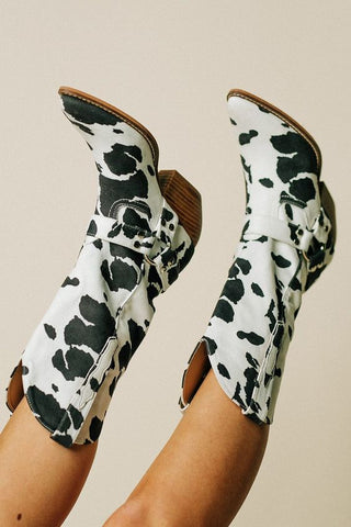 Damen Cowboy Stiefel Mit Kuhfellmuster | Modern