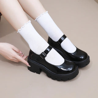 Damen Dirndl Schuhe Mit Lack-Optik | Plateau