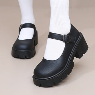Damen Dirndl Schuhe Mit Lack-Optik | Plateau