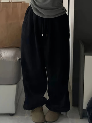 Damen Jogginghose Mit Schwarzem Kordelzug | Baggy