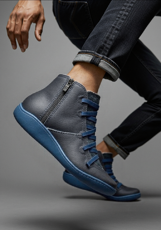 Damen Leder Stiefeletten Mit Seitlichem Zip & Riemen